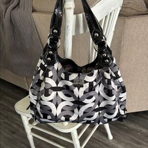 Coach Madison 14420 Scarf Print Optic Chain Link Maggie Shoulder Bag  Hobo Rare